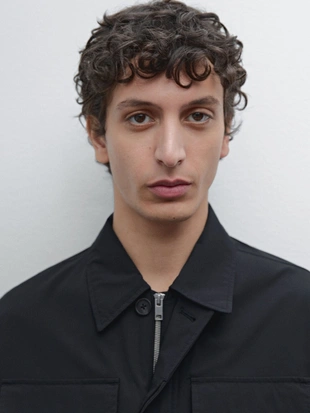 Эластичный жакет с карманами- Заказать в России