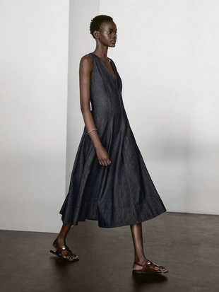 Длинное джинсовое платье с деталями шва- Заказать в России