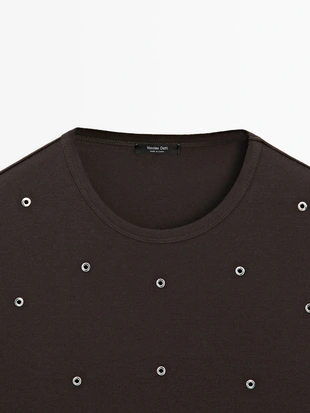 Оверсайз футболка с деталями люверсов- Заказать в России