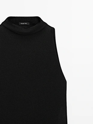 Топ с высоким воротником с металлическим эффектом- Заказать в России