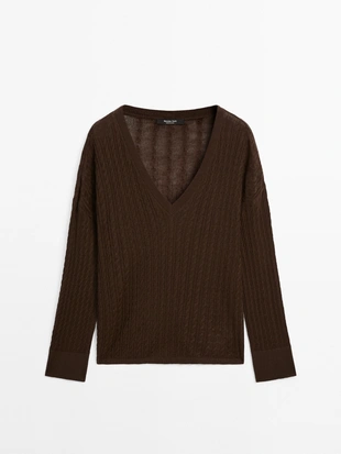 Свитер с косами и V-образным вырезом- Заказать в России