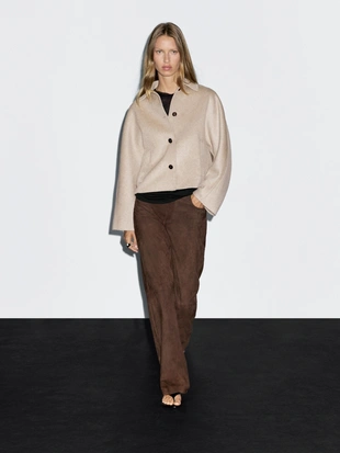 Короткое пальто из шерсти- Заказать в России