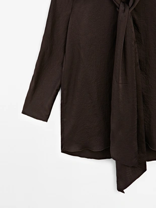 Длинная блуза с завязкой на шее- Заказать в России