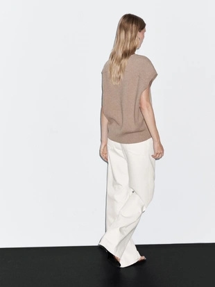 Вязаный жилет из шерсти- Заказать в России