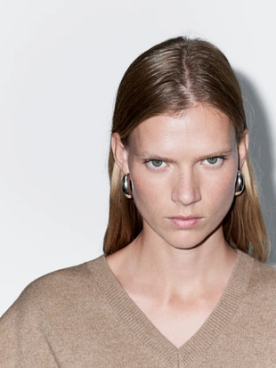 Вязаный жилет из шерсти- Заказать в России