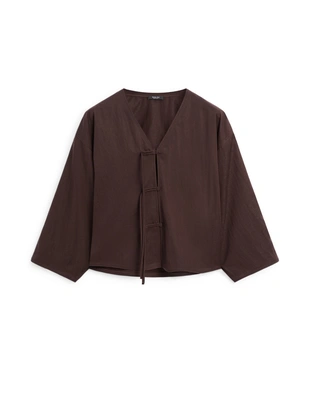 Блузка с короткими рукавами и кружевными деталями- Заказать в России