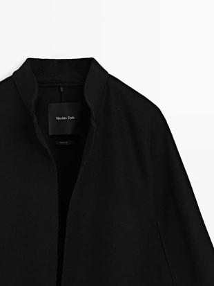 Пальто с высоким воротником- Заказать в России