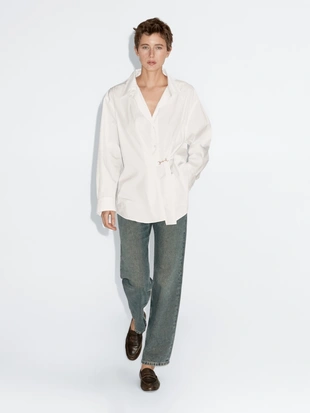 Рубашка из хлопкового поплина с металлическим деталем- Заказать в России