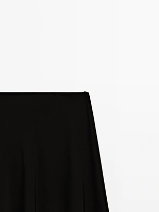 Длинная юбка с разрезом и деталями на пуговицах- Заказать в России