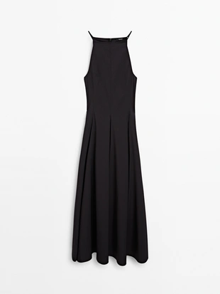 Длинное платье с открытыми плечами и оборкой- Заказать в России