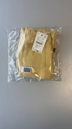 Zara БРЮКИ-ДЖОГГЕРЫ С ЭТИКЕТКАМИ Yellow | 0935/777/300