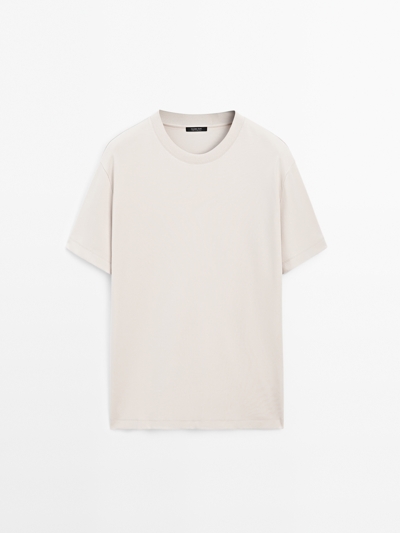 Massimo Dutti Футболка средней плотности из 100% хлопка купить с доставкой.