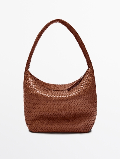 Massimo Dutti Сумка-ведро из плетеной кожи наппа купить с доставкой.