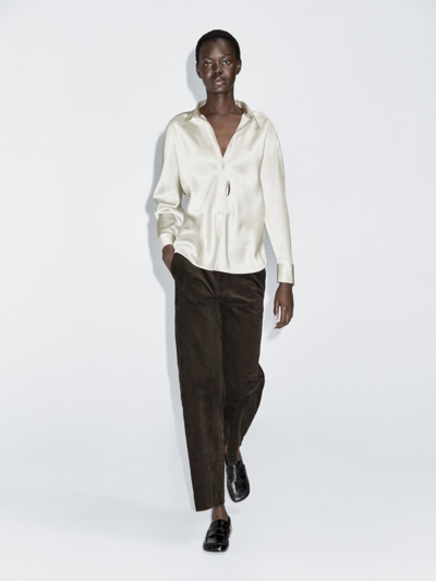 Massimo Dutti Рубашка с батниками из атласа купить с доставкой.