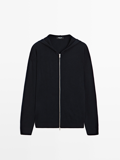 Massimo Dutti Кардиган с молнией и капюшоном из трикотажа купить с доставкой.