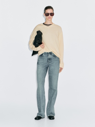 Massimo Dutti Свитер с крупным воротником V из вязаного трикотажа купить с доставкой.