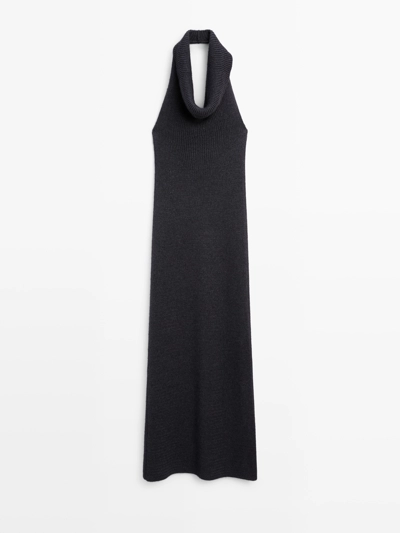 Платье-миди с галстуком на шее - LIMITED- Заказать в России