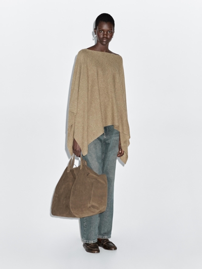 Massimo Dutti Палантин из 100% шерсти с асимметричным плетением купить с доставкой.