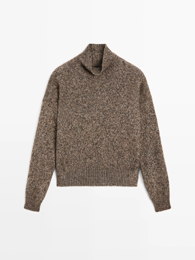 Свитер с высоким воротником из альпаки и шерсти в технике мулине- Заказать в России