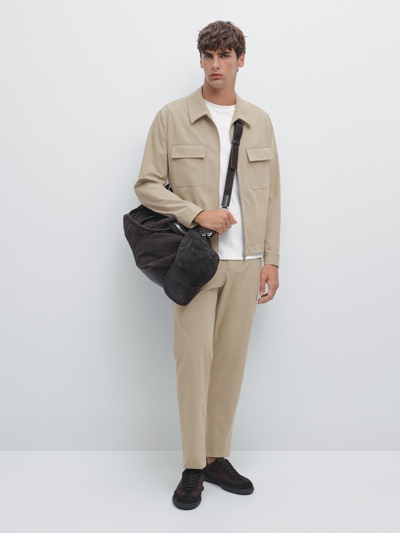 Massimo Dutti Брюки с широкими линиями REGULAR-FIT из технической ткани купить с доставкой.