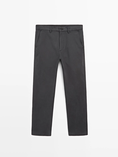 Брюки с зауженным кроем из мягкой ткани- Заказать в России