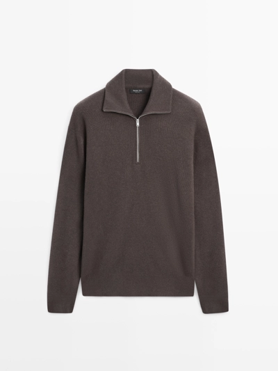 Свитер с высоким воротником и молнией- Заказать в России