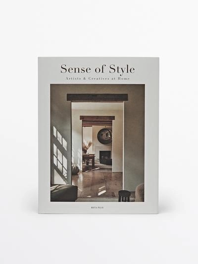Книга SENSE OF STYLE- Заказать в России