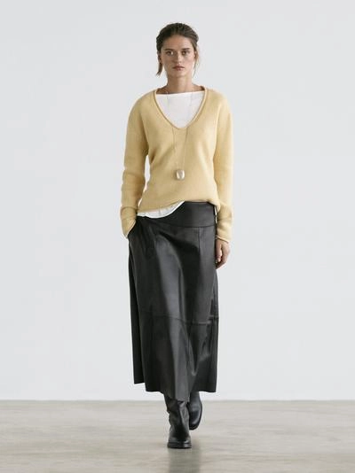 Миди-юбка из натуральной кожи с швами- Заказать в России