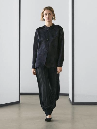 Рубашка с жаккардовым узором и свободным кроем- Заказать в России