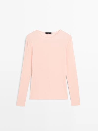 Легкая футболка с длинным рукавом