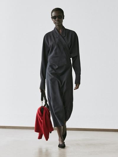 Massimo Dutti Платье миди с драпировкой купить с доставкой.