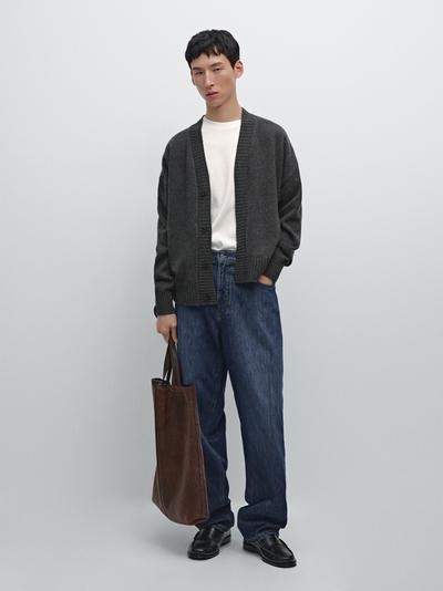 Massimo Dutti Кардиган с V-образным вырезом из шерстяно-хлопкового микса купить с доставкой.