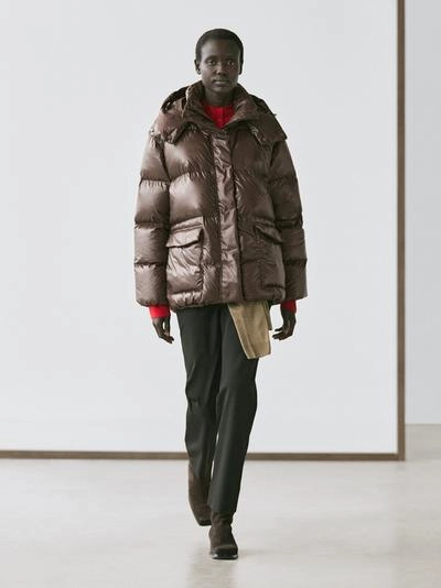 Глянцевый пуховик- Заказать в России