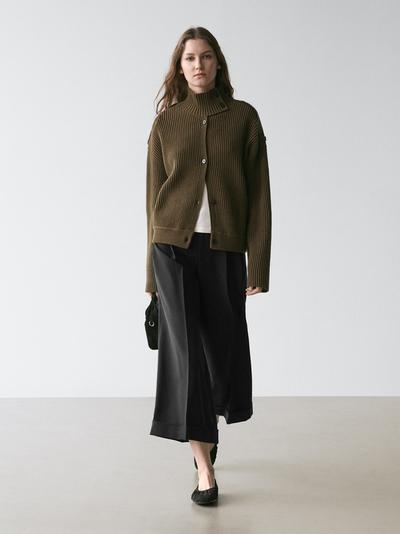 Massimo Dutti Брюки с линией ластовицы из текстиля с эффектом плиссировки купить с доставкой.