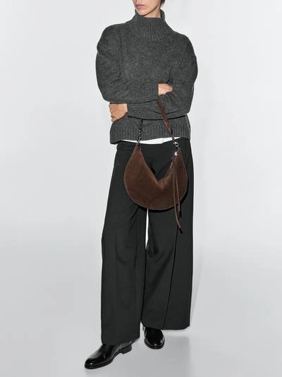 Сумка полумесяц из разделанной кожи- Заказать в России