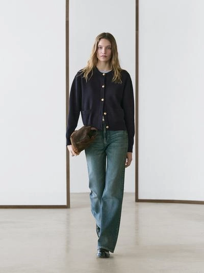 Кардиган из хлопкового трикотажа с пуговицами в золотом цвете- Заказать в России