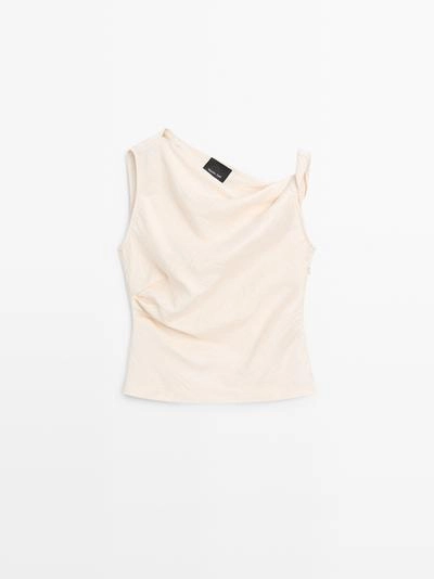 Асимметричный топ с деталью узла- Заказать в России