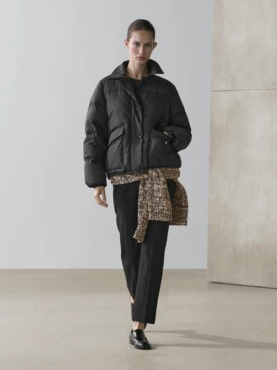 Пуховая бомбер-куртка