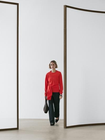 Massimo Dutti Джемпер из шерсти с деталями на талии купить с доставкой.