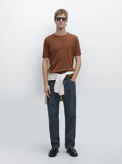 Футболка из хлопково-синтетической смеси с короткими рукавами- Заказать в России