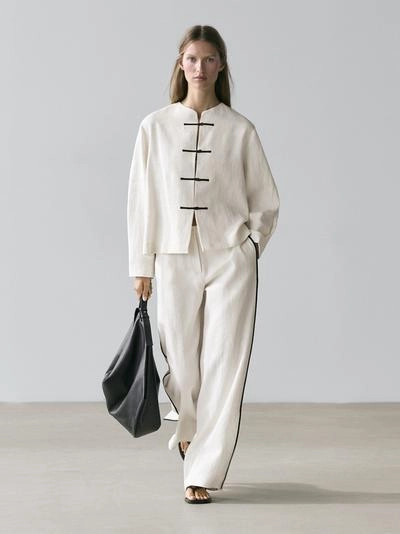 Льняная рубашка-овершерт с деталями на пуговицах- Заказать в России