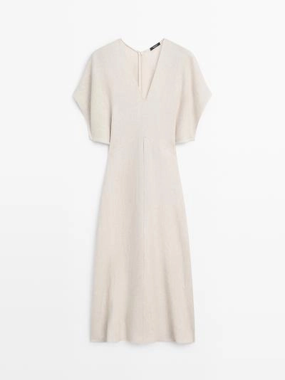 Платье миди из льна с короткими рукавами и легкими подкладками- Заказать в России