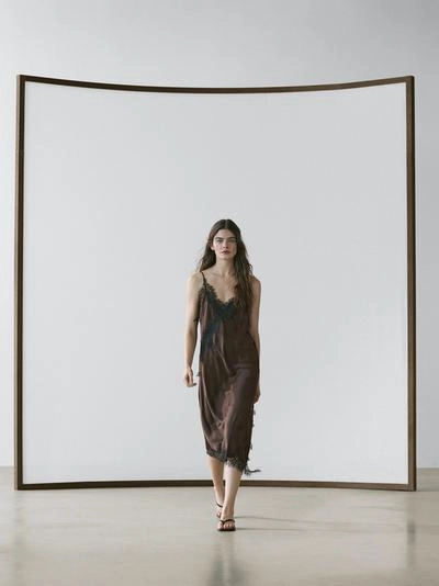 Платье-майка с кружевными деталями