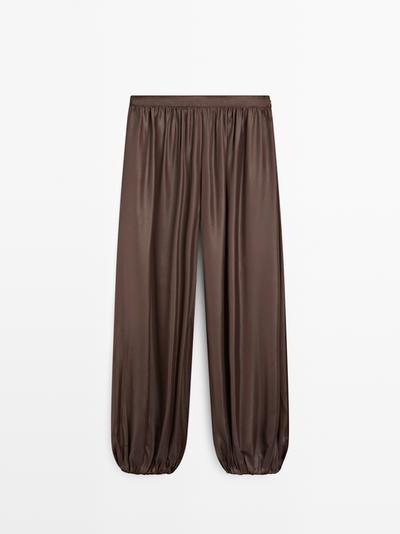 Massimo Dutti Брюки свободного кроя из атласа с эффектом воздушного шарика купить с доставкой.
