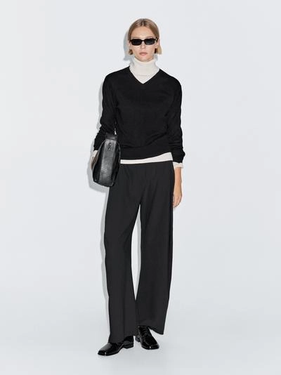 Свитер с v-образным вырезом из шерстяной смеси