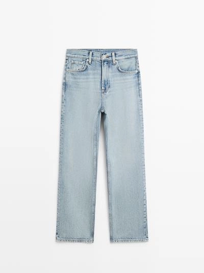 Джинсы прямого кроя- Заказать в России