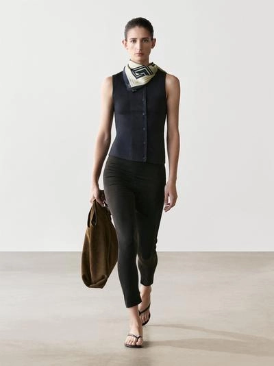 Топ из хлопково-синтетической смеси с деталями планки