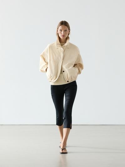 Massimo Dutti Куртка-бомбер с высоким воротником и объемной стежкой купить с доставкой.