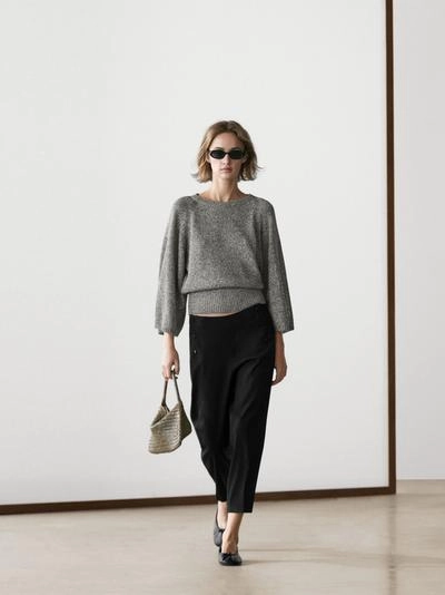 Брюки-капри с деталями на пуговицах- Заказать в России