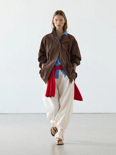 Пуховик с воротником деталями